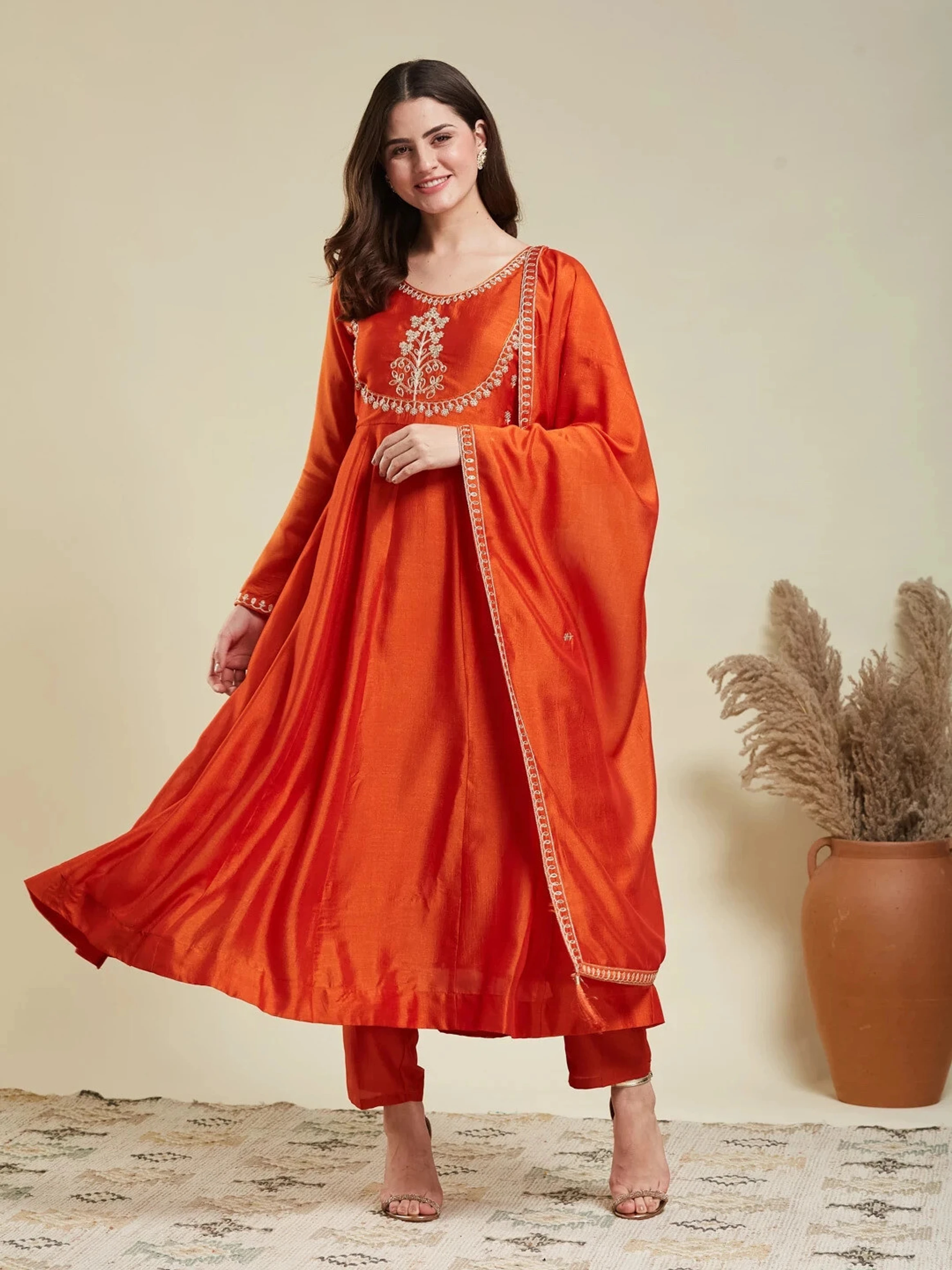 Mokosh Women Kurta Pant Dupatta Set p8