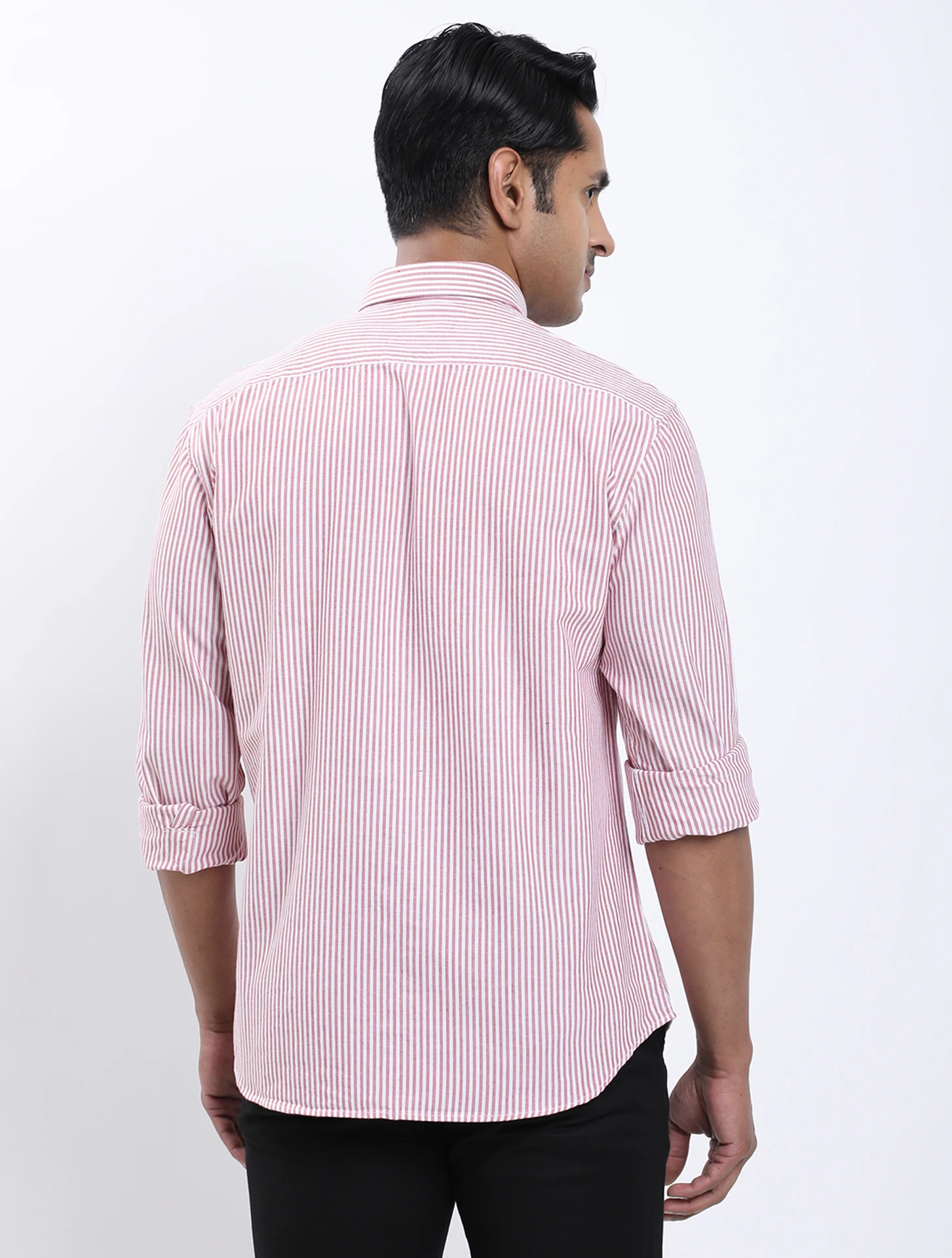 Men Slim Fit Striped Casual Shirt